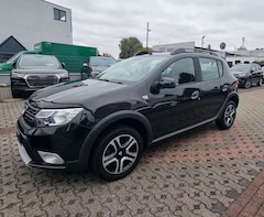 Bild des Angebotes Dacia Sandero II Stepway Celebration-TEMPOMAT-KAMERA-