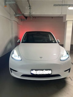 Bild des Angebotes Tesla Model Y RWD - Wie Neu