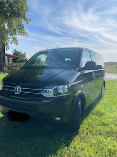 Bild des Angebotes VW T5 Multivan *Ausstattung Team*AHK*Standheizung*Austauschmotor
