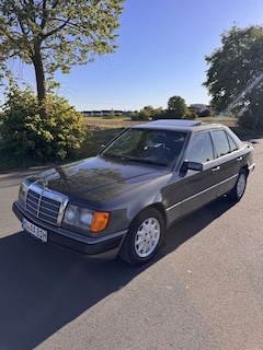 Bild des Angebotes Mercedes-Benz 250 Diesel H-Zulassung