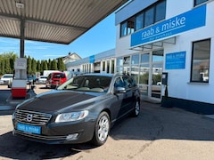 Bild des Angebotes Volvo V70 Kombi Momentum *AHK/PDC/SHZ/Bluetooth*