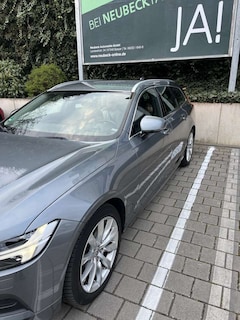 Bild des Angebotes Volvo V90 D3 Geartronic Momentum