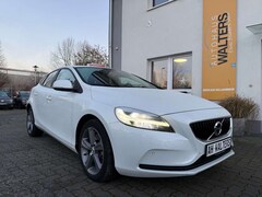Bild des Angebotes Volvo V40 Momentum=Automatik-Navi-Sitzheiz-LED=