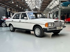 Bild des Angebotes Mercedes-Benz 300 D W123 - Facelift, letzter Jahrgang!