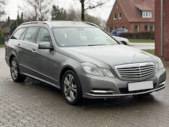 Bild des Angebotes Mercedes-Benz E 350 T CDI DPF 4Matic BlueEFFICIENCY 7G-TRONIC Avantgar