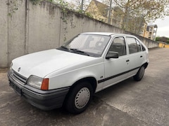 Bild des Angebotes Opel Kadett 1.6 Automatik tüv 10-26