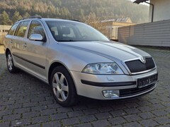 Bild des Angebotes Skoda Octavia Combi 1.6 FSI Elegance