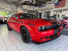Bild des Angebotes Dodge Challenger 6,4 Widebody SRT Schalter Navi Leder