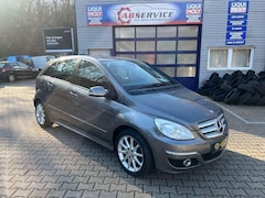 Bild des Angebotes Mercedes-Benz B 200 Automatik Klima Leder Preis inkl Neu Tüv