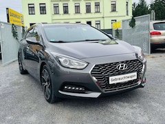 Hyundai i40 Space Plus  2.HAND 150 TKM CAMERA NAVI KLIMA ALU SH