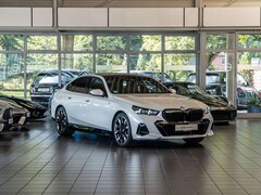 Bild des Angebotes BMW 550 e xDrive M Sport Inno Travel Carbon Comfort
