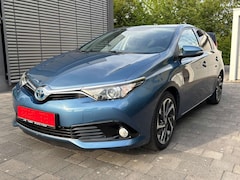 Bild des Angebotes Toyota Auris Hybrid Design Edition