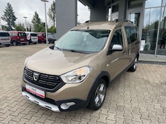 Bild des Angebotes Dacia Dokker Stepway Plus Turbo*1.Hand,AHK,Kamera,SHZ