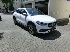 Bild des Angebotes Mercedes-Benz GLA 180 Pano Garantie