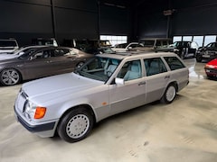 Bild des Angebotes Mercedes-Benz 300 TE 4-MATIC 7-SITZE/ORIGINAL/OLDTIMER
