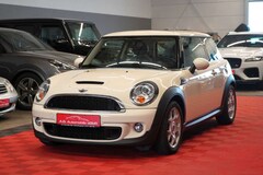 Bild des Angebotes MINI Cooper S 1.6 184 PS*2.Hand*Unfallfrei*Bi-Xenon