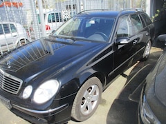 Bild des Angebotes Mercedes-Benz E 320 E 320 T CDI (  7x Sitzplätze)