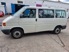 Bild des Angebotes VW T4 Caravelle T4 Schweizer Garagenfund - 9-Sitzer - 153.000km