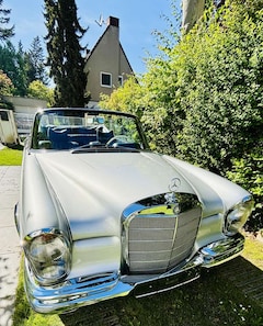 Bild des Angebotes Mercedes-Benz S 280 W111 2.8 Cabrio kompletter Neuaufbau