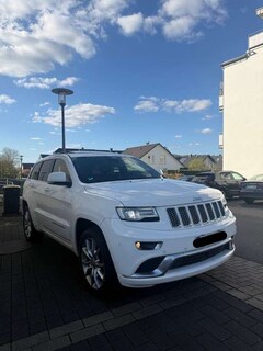 Bild des Angebotes Jeep Grand Cherokee 3.0 CRD Summit Harmann Kardon*Pano*Sitzklima