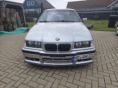 Bild des Angebotes BMW 323 323i Sport Edition