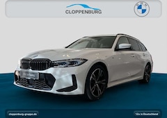 Bild des Angebotes BMW 318 d M Sportpaket Head-Up HiFi AHK Kamera Pano