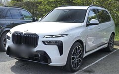 Bild des Angebotes BMW X7 xDRIVE 40 d M SPORT 7-SITZE PANO AHK KAMERA