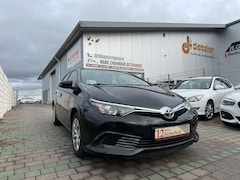 Bild des Angebotes Toyota Auris Cool