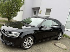 Bild des Angebotes VW Jetta 1.6 TDI DSG Comfortline