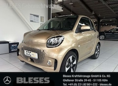 Bild des Angebotes smart forTwo Exclusive 22kW+LED+RüKam+Winterpak+MediaNav+SHZ+AC