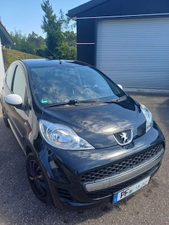 Bild des Angebotes Peugeot 107 107 70 Urban Move mit Klimaanlage !