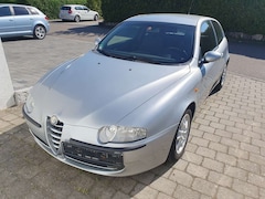Bild des Angebotes Alfa Romeo 147 1.9 JTD 16V Distinctive