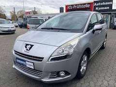 Bild des Angebotes Peugeot 5008 Premium/TÜV NEU/PANORAMA/7.SITZER/PDC/KLIMA