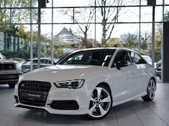 Bild des Angebotes Audi S3 Limousine q. MMI *Alcantara *SHZ *Sportsitze