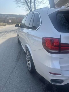 Bild des Angebotes BMW X5 M M50d Sport-Aut.