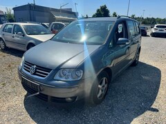 Bild des Angebotes VW Touran 2.0 TDI Highline