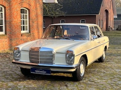 Bild des Angebotes Mercedes-Benz 200 W115 /8, 1.Serie, schöner Originalzustand