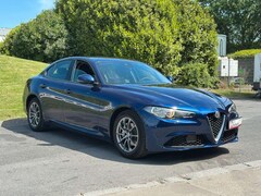 Bild des Angebotes Alfa Romeo Giulia Super Garantie*2-Zonen-Klima*Navi*