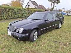 Bild des Angebotes Mercedes-Benz E 240 E-Klasse T Elegance