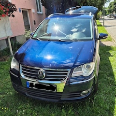 Bild des Angebotes VW Touran 2.0 TDI R-Line Edition