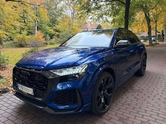 Bild des Angebotes Audi RS Q8 4.0 TFSI quattro Sonderlack Carbon B&O