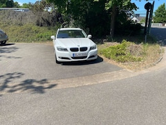 Bild des Angebotes BMW 320 320d DPF Touring Edition Fleet Exclusive