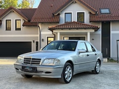 Mercedes-Benz C 180 W202* 1.HAND*AUTOMATIK*KLIMAAUTOMATIK*RENTNERFAHRZ