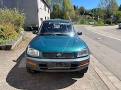 Toyota RAV 4 *5TÜRER*4x4*ALU*2,0 Liter