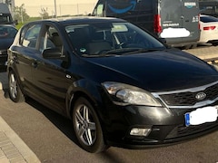 Bild des Angebotes Kia Ceed / cee'd Ceed 1.4