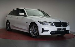 Bild des Angebotes BMW 330 e Touring Sport Line Navi/Temp/Virtual/LED