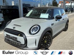 Bild des Angebotes MINI Cooper SE A ClassicTrim Navi LED Klimaautom DAB Sportsitze S
