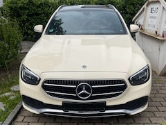 Bild des Angebotes Mercedes-Benz E 220 E 220 d *Panoramadach*Navi*Rückfahrkamera