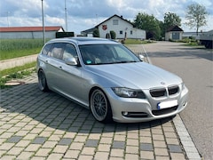 Bild des Angebotes BMW 330 330d DPF Touring Aut. Edition Sport xDrive