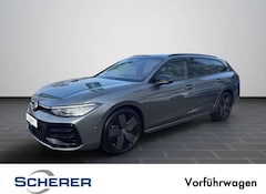 Bild des Angebotes VW Passat R-Line "Signature", 4Motion, Pano, AHK el